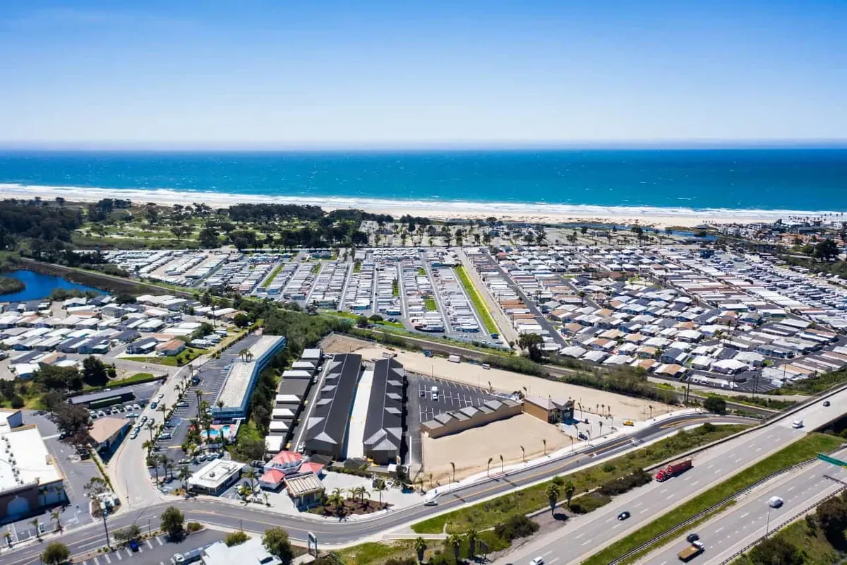 Pismo Beach Self Storage storage facility exterior view