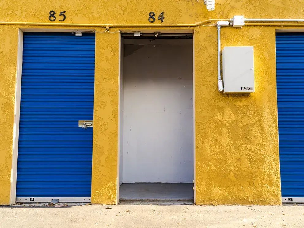 Outdoor storage units
