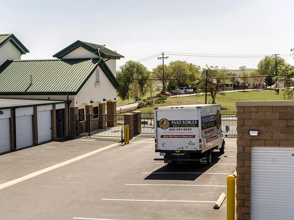Paso Robles Self Storage storage facility exterior view